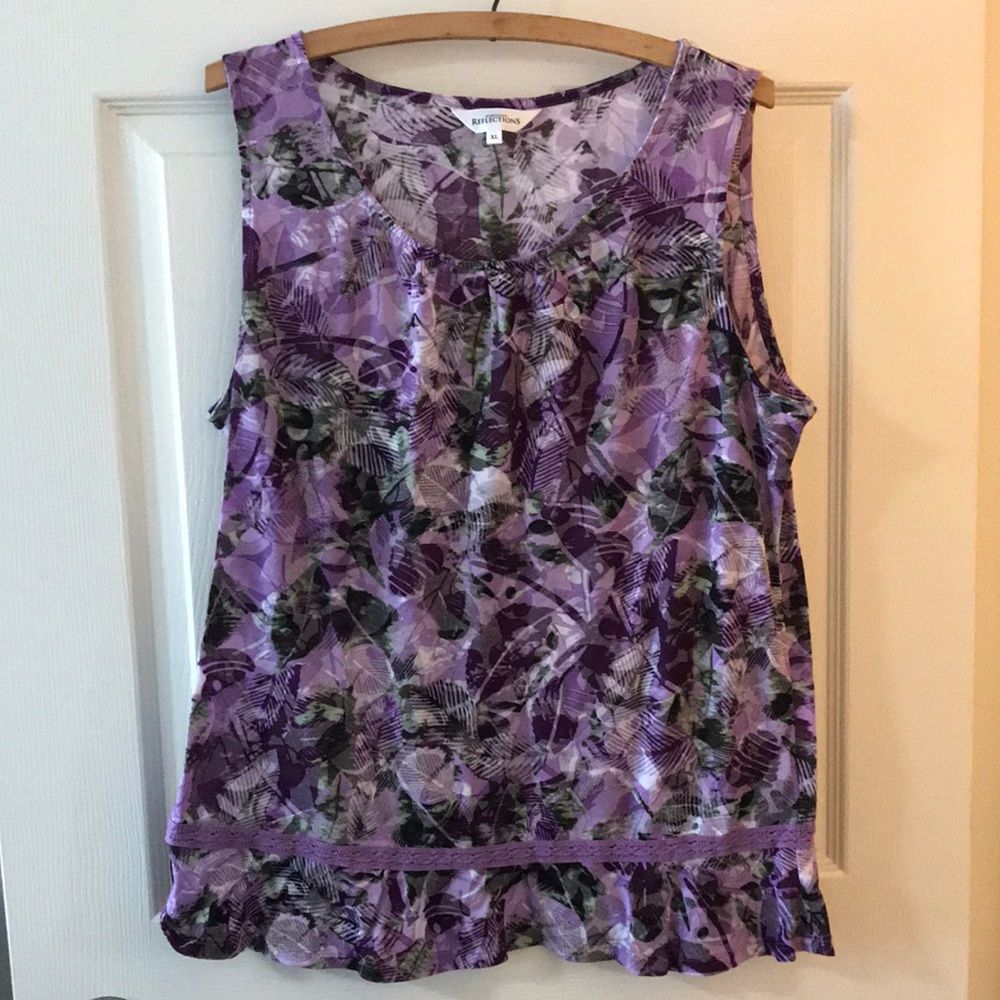 Northern Reflections Floral Sleeveless Blouse